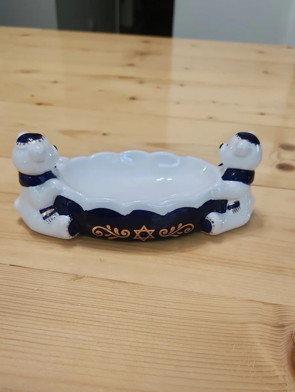 Vintage Hanukkah Polar Bears Wearing Kippot Yamikas Star Of David Dish Ceramic
